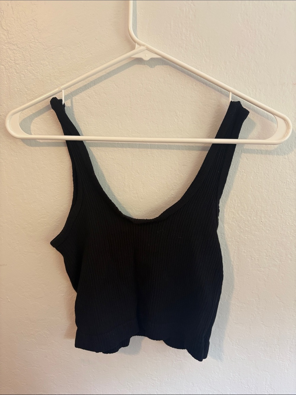 Free People Black Ribbed Crop Tank - Picture 2 of 2